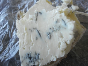 Picture of chunk of blue cheese